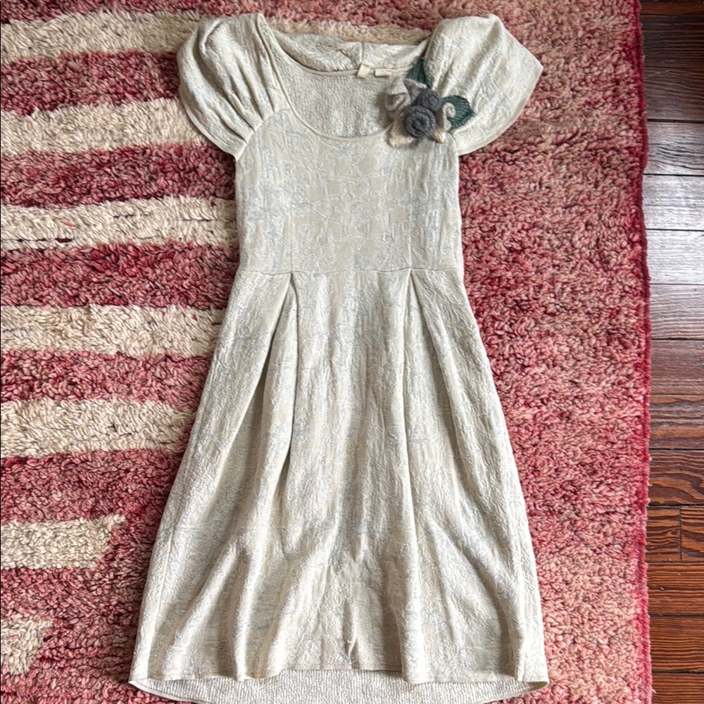 ANTHROPOLOGIE Elegant Cream Dress with Floral Accent